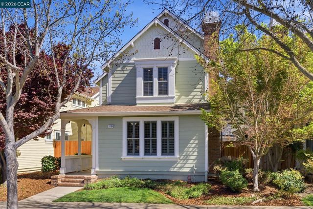 1084 Avocet Dr, Hercules, CA 94547