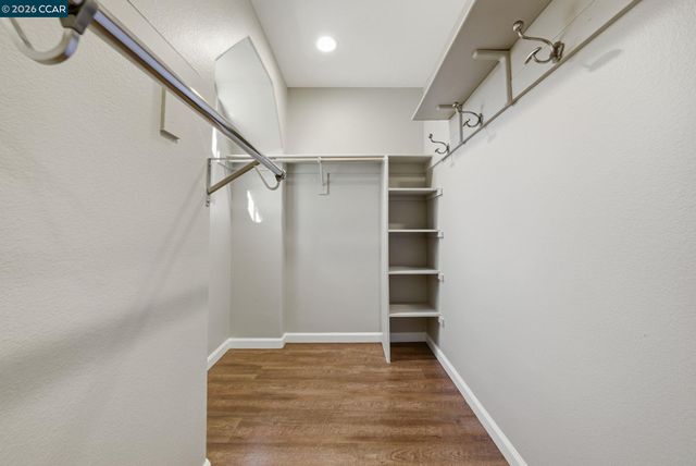 1084 Avocet Dr, Hercules, CA 94547