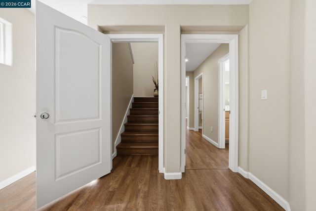 1084 Avocet Dr, Hercules, CA 94547