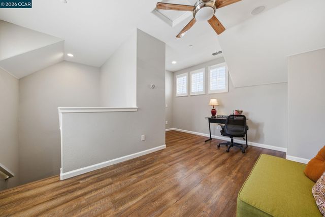 1084 Avocet Dr, Hercules, CA 94547