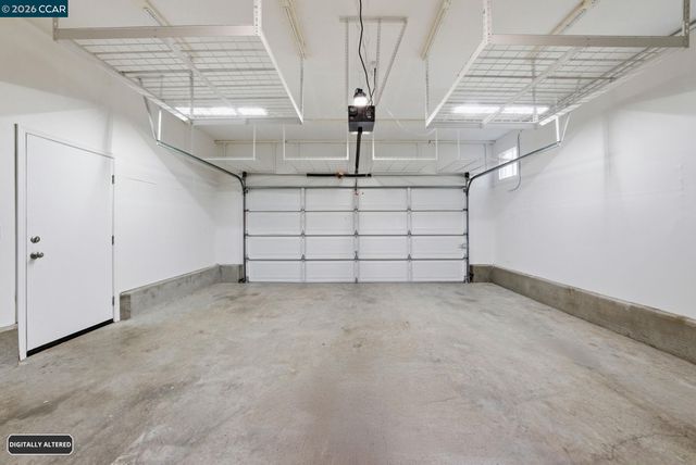 1084 Avocet Dr, Hercules, CA 94547