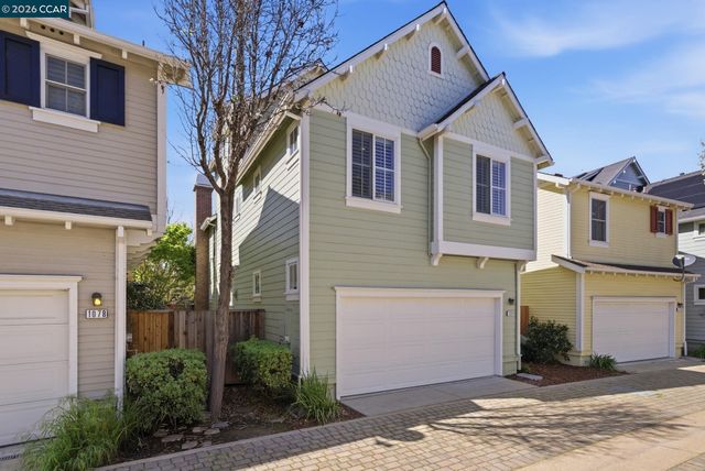 1084 Avocet Dr, Hercules, CA 94547