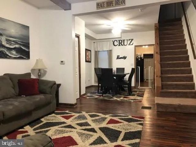 428 E MAIN ST, Annville, PA 17003