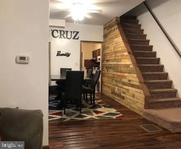 428 E MAIN ST, Annville, PA 17003