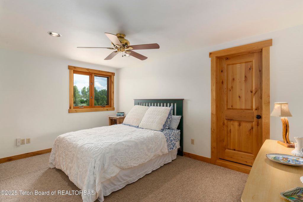 500 E SOLITUDE Drive, Jackson, WY 83001 photo 31