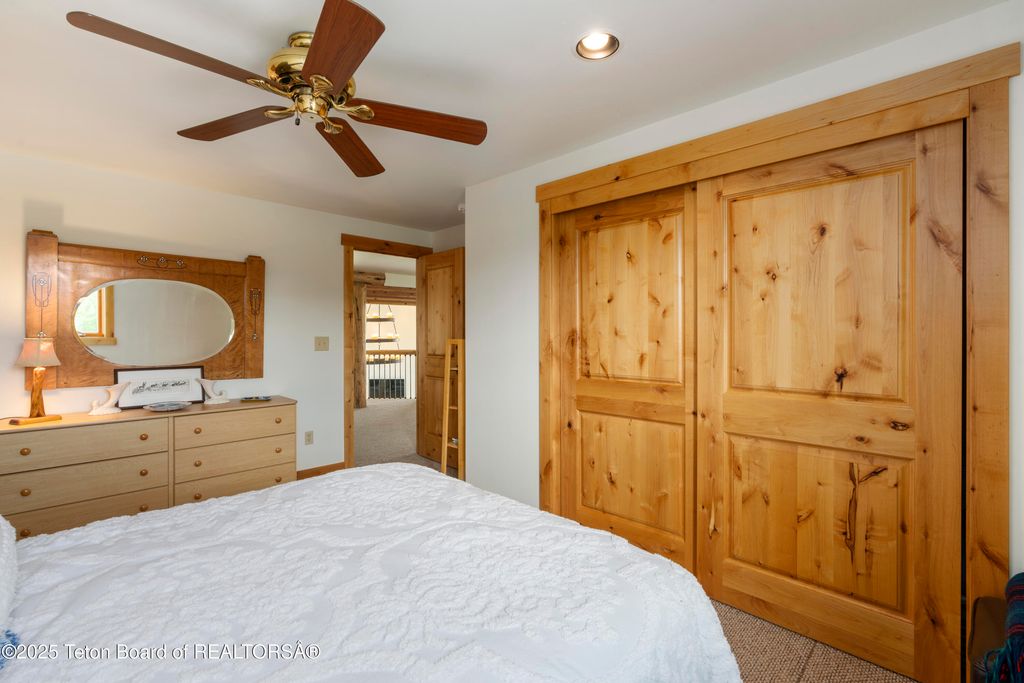 500 E SOLITUDE Drive, Jackson, WY 83001 photo 33