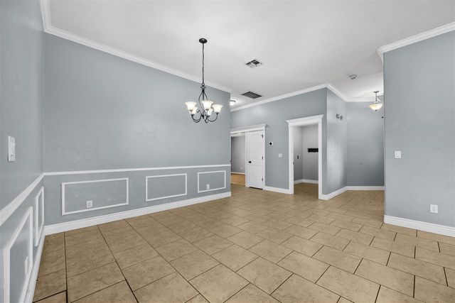 5708 NW Valor Ave, Lawton, OK 73505