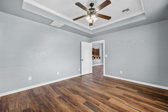 5708 NW Valor Ave, Lawton, OK 73505