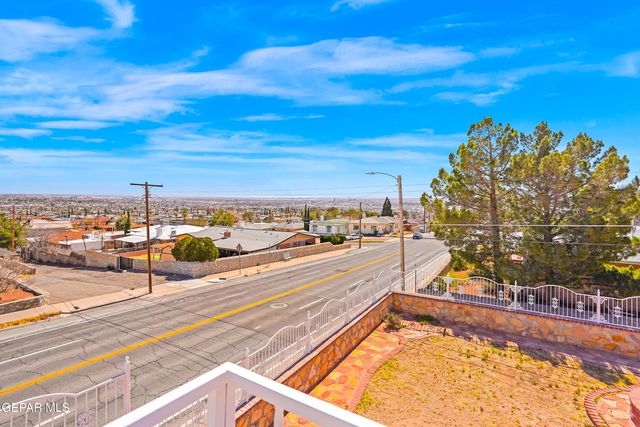 2524 MEMPHIS Avenue, El Paso, TX 79930