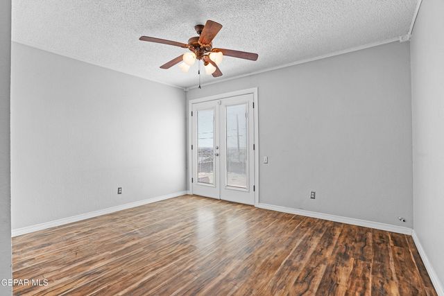 2524 MEMPHIS Avenue, El Paso, TX 79930