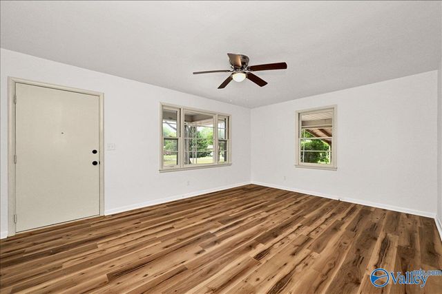 142 Hamaker Street SW, Decatur, AL 35603