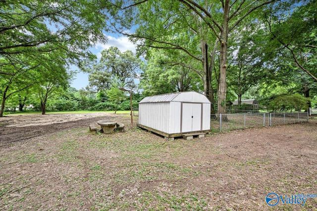 142 Hamaker Street SW, Decatur, AL 35603