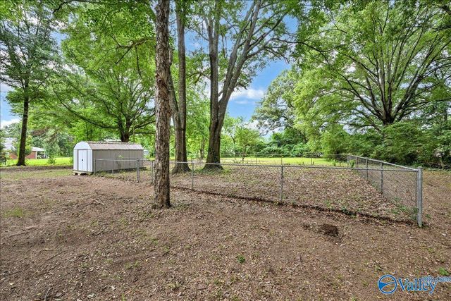 142 Hamaker Street SW, Decatur, AL 35603