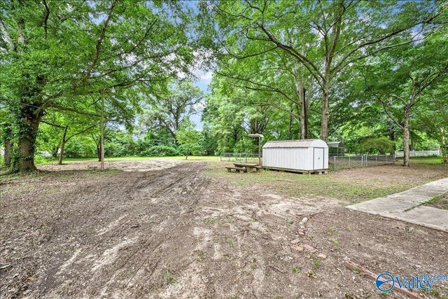 142 Hamaker Street SW, Decatur, AL 35603