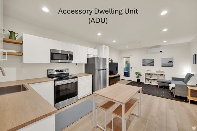 813 W CHARLOTTE ST, Lehi, UT 84043