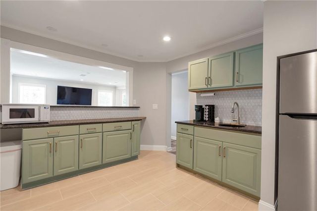 1730 Bucks Club Drive, Alpharetta, GA 30005