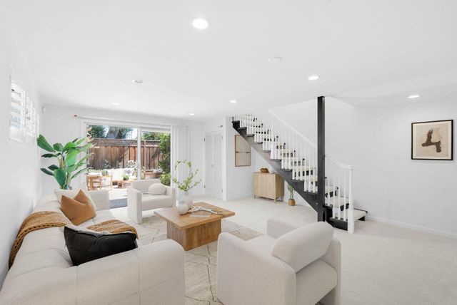 2045 Mardel Lane, San Jose, CA 95128