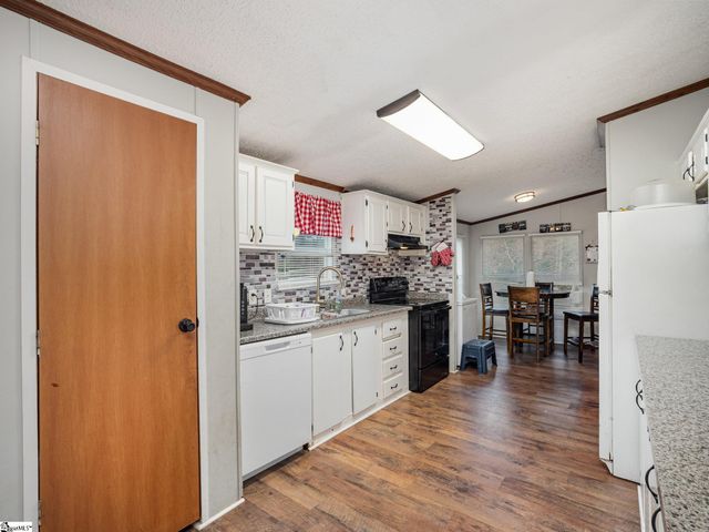 5 Riverbreeze Road, Greenville, SC 29611