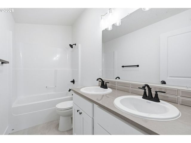 8665 Se Insley St, Portland, OR 97266