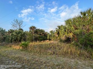 2044 Alwar Avenue SW, Palm Bay, FL 32908