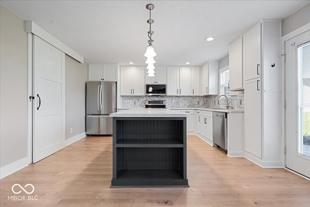 6862 Eagle Crossing Boulevard, Brownsburg, IN 46112