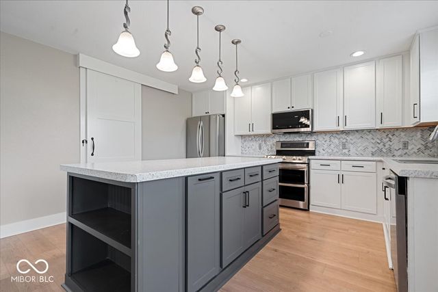 6862 Eagle Crossing Boulevard, Brownsburg, IN 46112