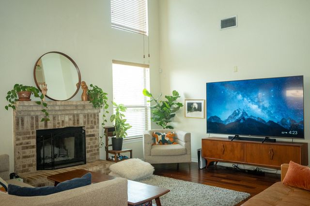 15508 Whistling Straits DR, Austin, TX 78717