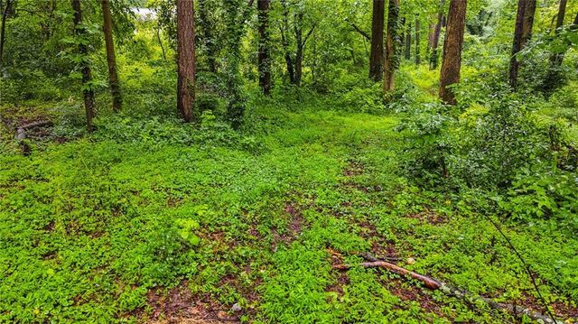 3403 Glenwood Road, Decatur, GA 30032