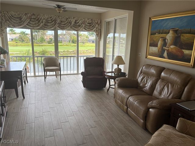 8044 Glen Abbey CIR, Fort Myers, FL 33912