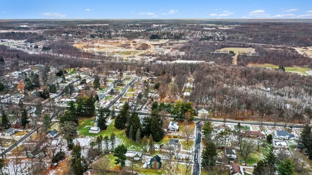 2419 Alamo Avenue, Kalamazoo Twp, MI 49006