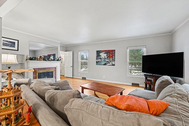 2419 Alamo Avenue, Kalamazoo Twp, MI 49006