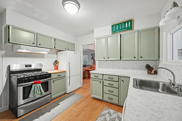 2419 Alamo Avenue, Kalamazoo Twp, MI 49006