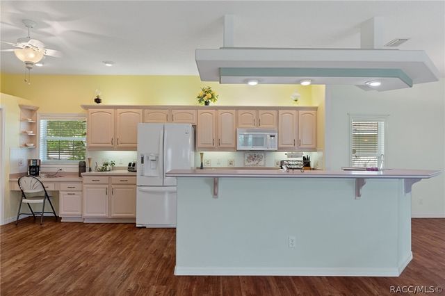 6600 W Cannondale Drive, Crystal River, FL 34429