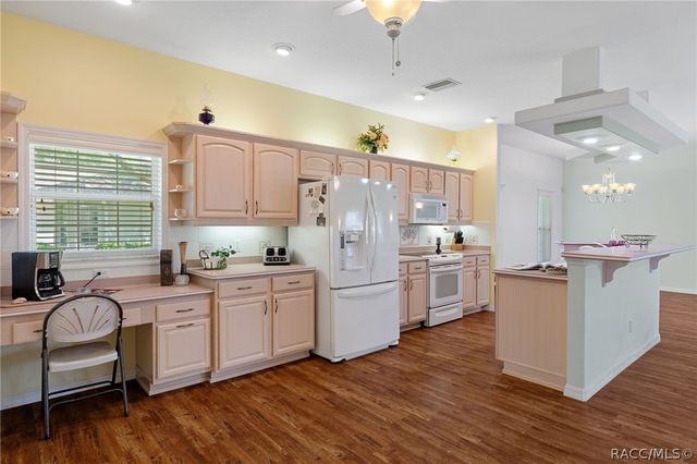 6600 W Cannondale Drive, Crystal River, FL 34429