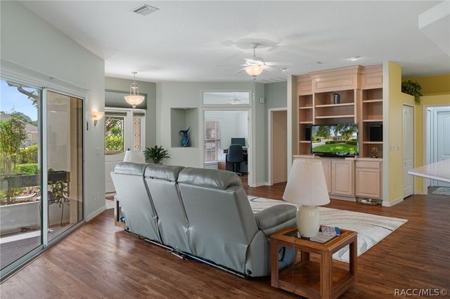 6600 W Cannondale Drive, Crystal River, FL 34429