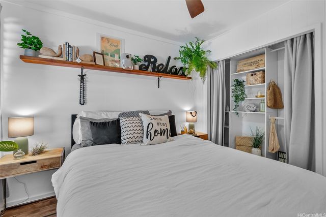 2445 10th Avenue, Honolulu, HI 96816