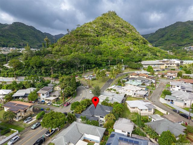 2445 10th Avenue, Honolulu, HI 96816