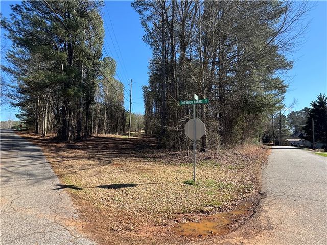 94 Dogwood Farms Court, Townville, SC 29689