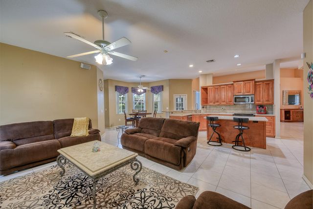 10370 NW 14th Place, Coral Springs, FL 33071