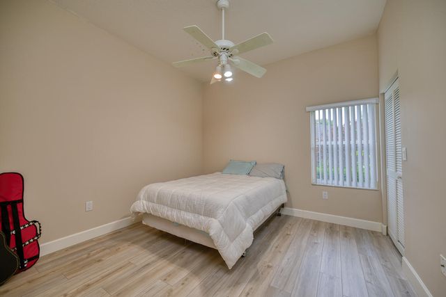 10370 NW 14th Place, Coral Springs, FL 33071