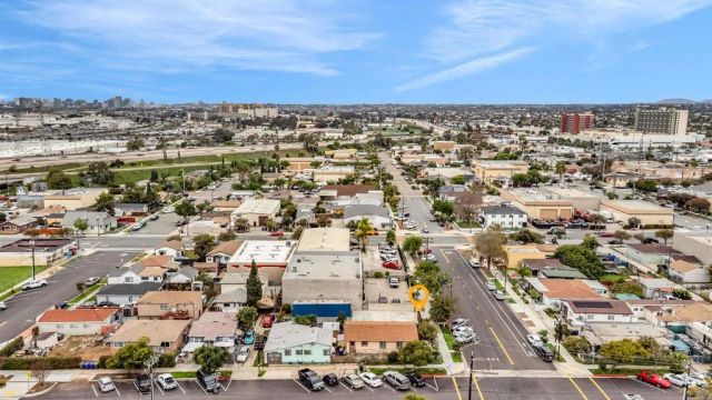 1332 Coolidge, National City, CA 91950