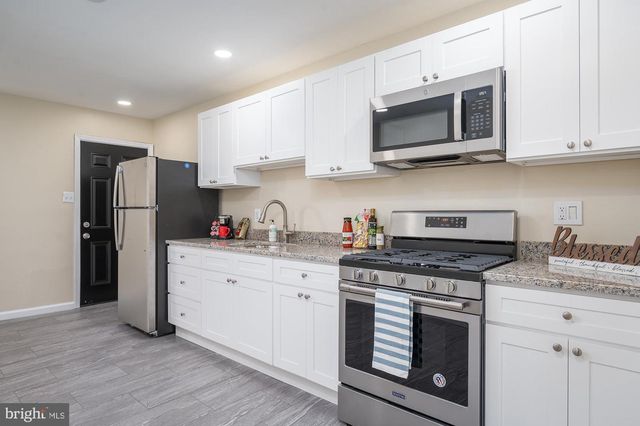 820 E NORTH AVE, Baltimore, MD 21202