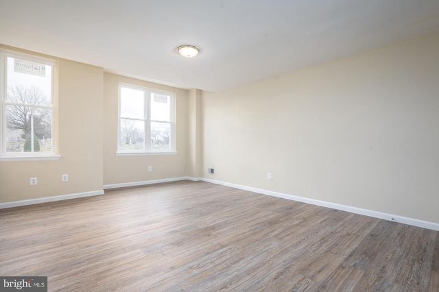 820 E NORTH AVE, Baltimore, MD 21202