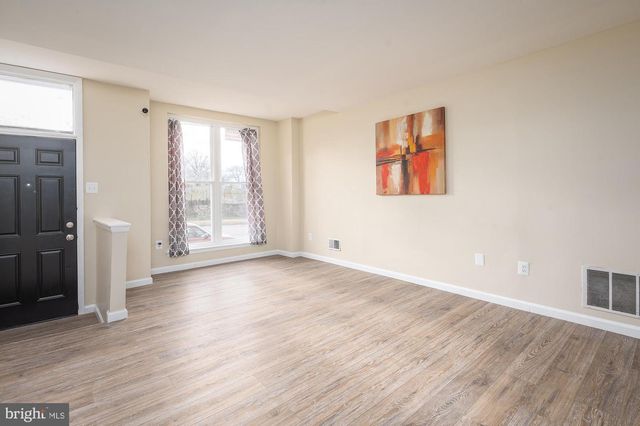 820 E NORTH AVE, Baltimore, MD 21202