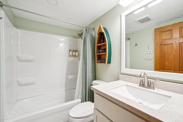 W8059 Bay View DRIVE, Whitewater, WI 53190