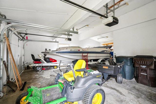 W8059 Bay View DRIVE, Whitewater, WI 53190