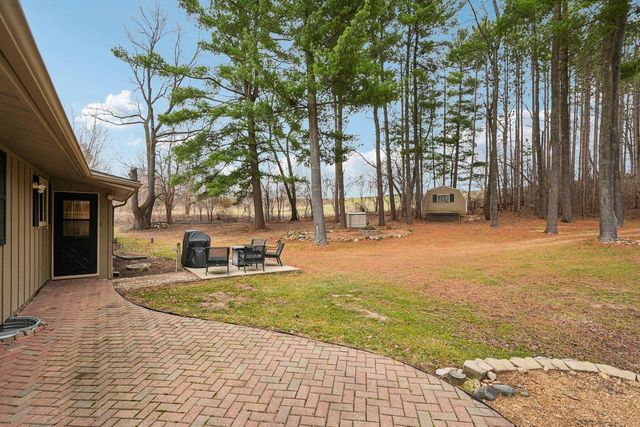 W8059 Bay View DRIVE, Whitewater, WI 53190