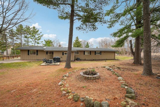 W8059 Bay View DRIVE, Whitewater, WI 53190