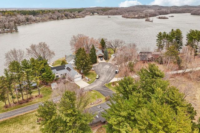 W8059 Bay View DRIVE, Whitewater, WI 53190