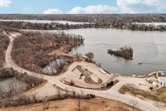 W8059 Bay View DRIVE, Whitewater, WI 53190